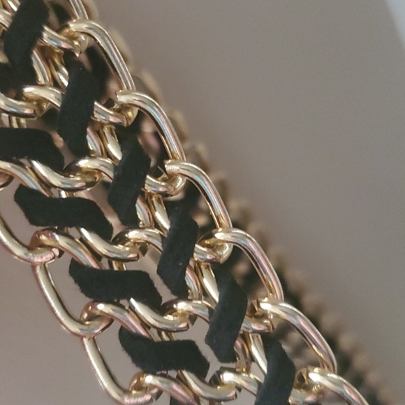 Belt goldtone and black material fringe 29" gold tone + another 12" on each side - Picture 8 of 8